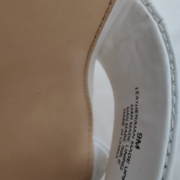 Gianni Bini white wedges Size 9 - Picture 12 of 16